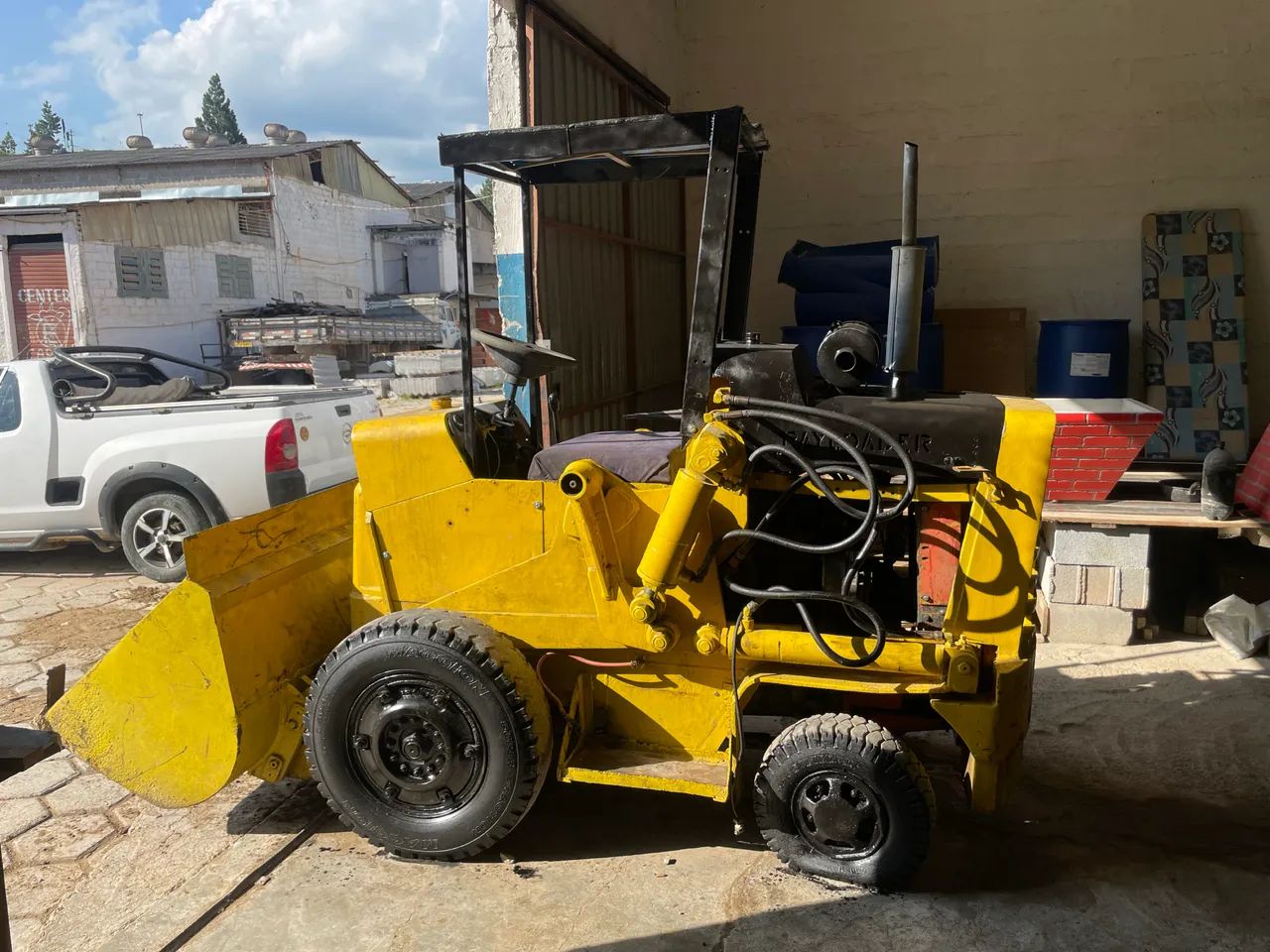 Mini carregadeira 