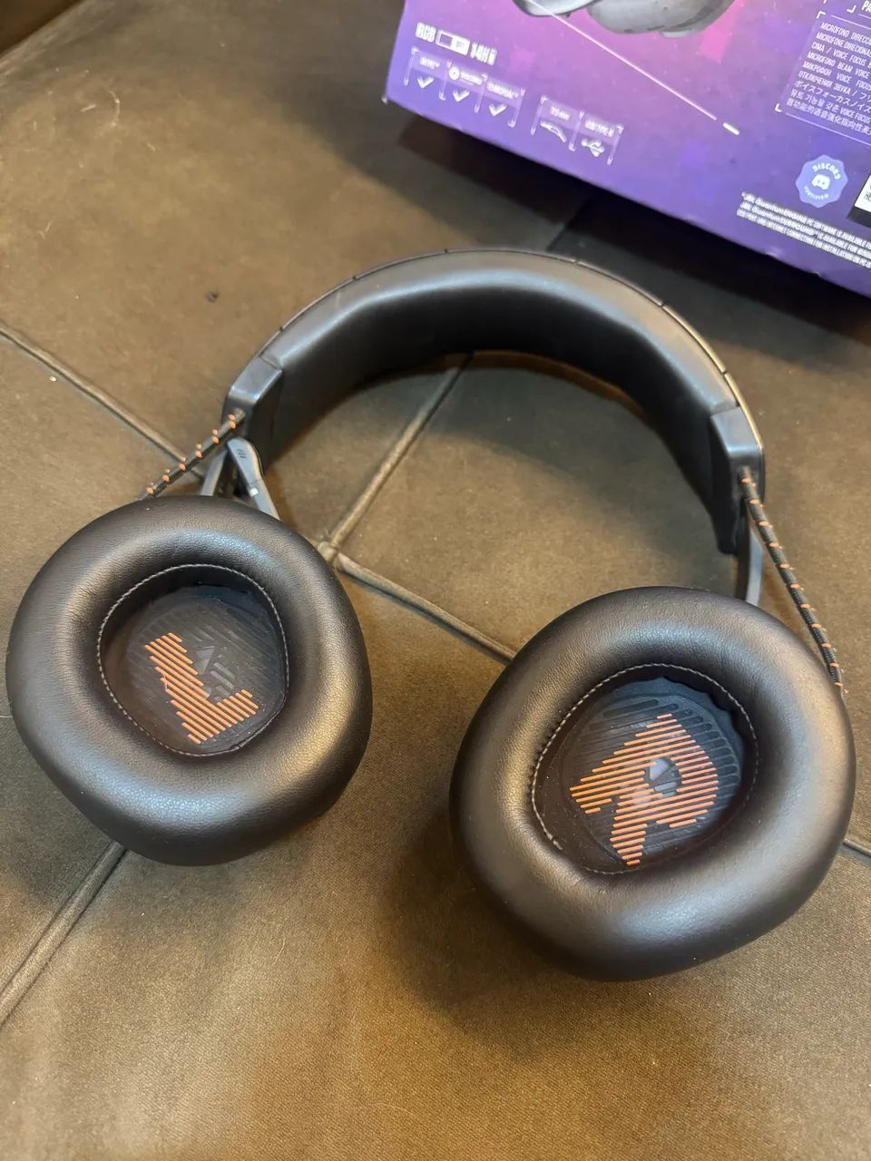 Headset Fone JBL Quantum 600 sem fio - Foto 4