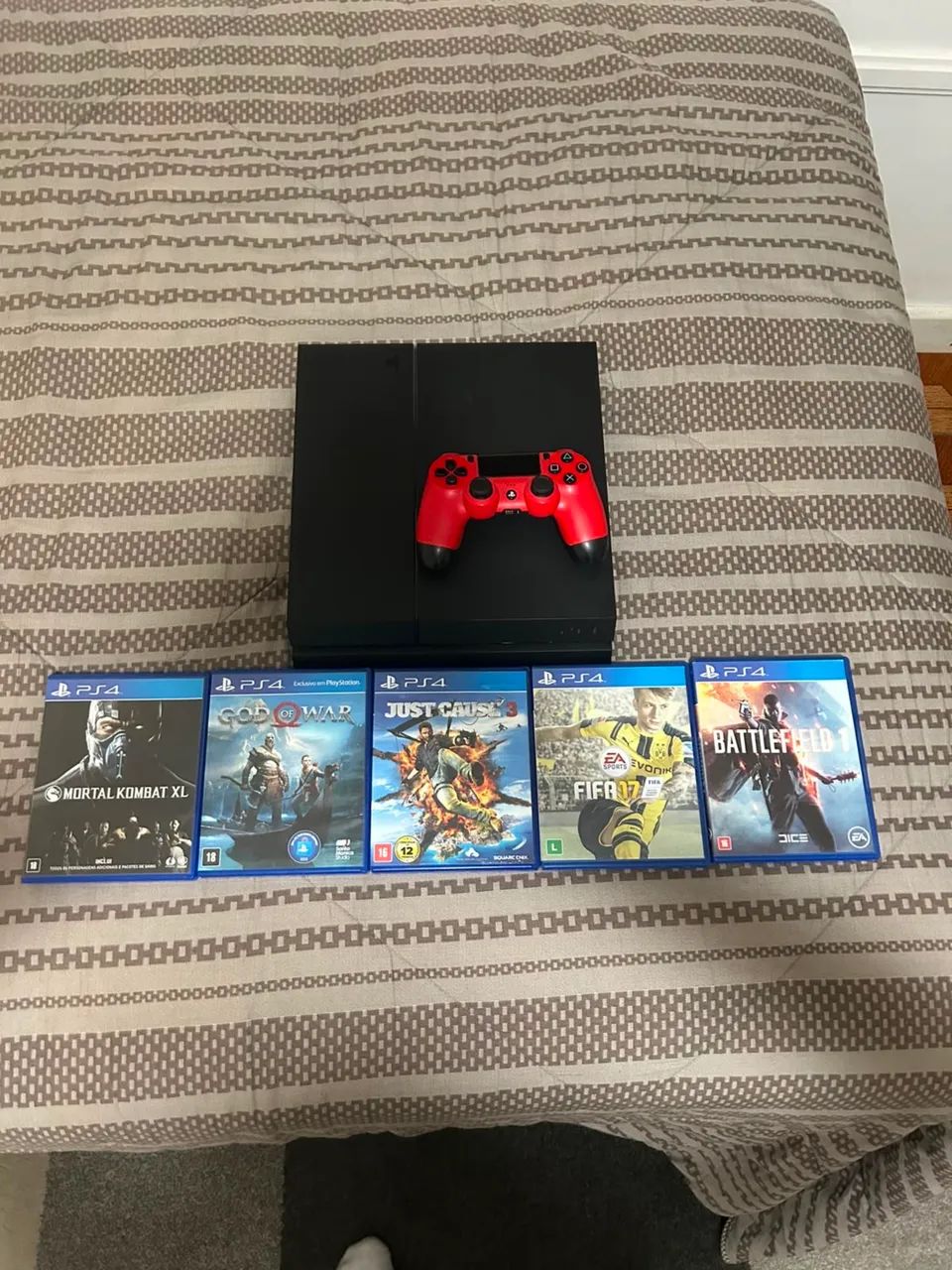 PS4