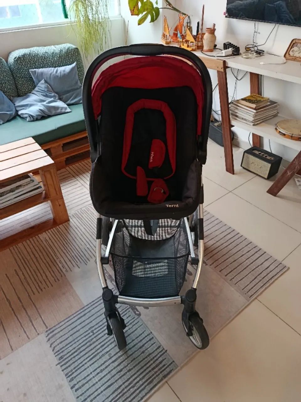 Carrinho De Bebê + Bebê Conforto Marca Infanti Modelo Termi (Usado) - Foto 5