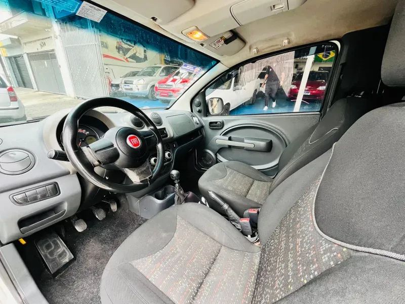 Fiat Fiorino Furgão Work. HARD 1.4 Flex 8V 2p, foto 6 de 11