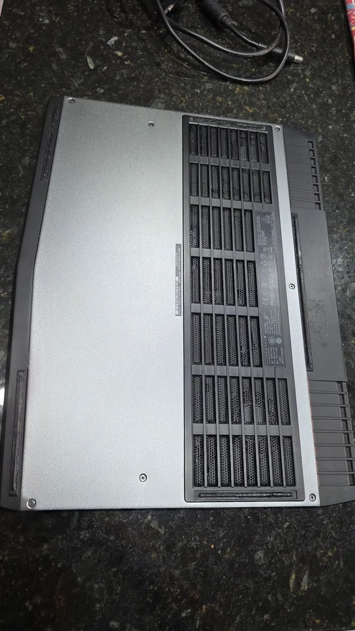 Alienware 15 R3 (2017) Notebook Gamer - Foto 4