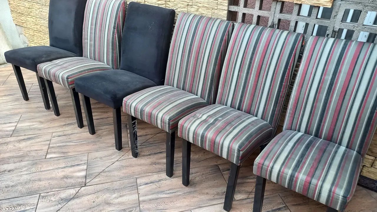 I Deliver: Set of 6 Upholstered Chairs for Refurbishment