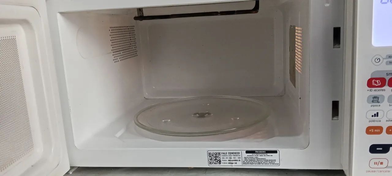 Vendo microondas com grill Brastemp  - Foto 3
