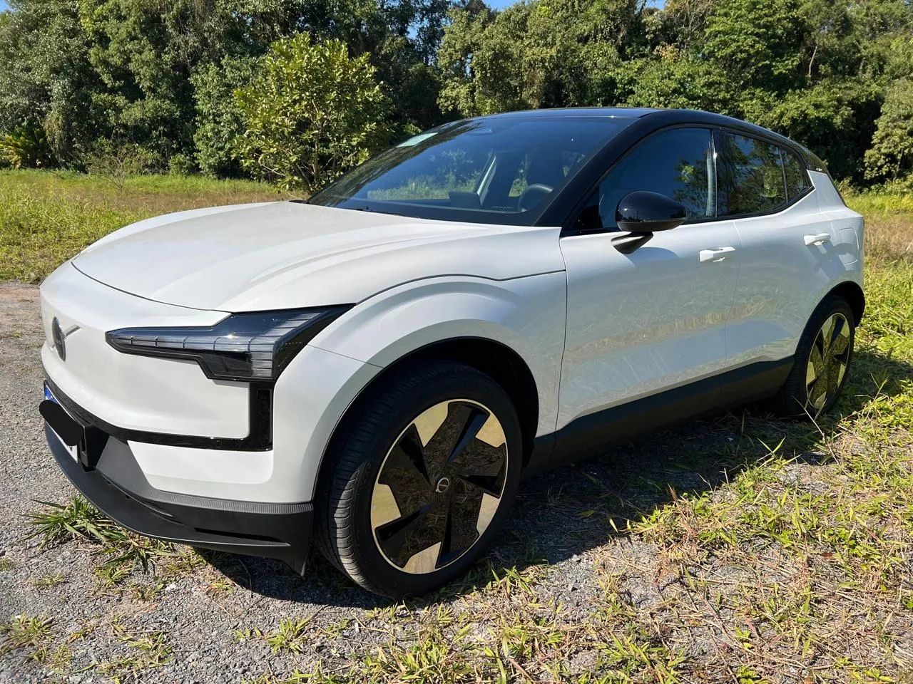 Volvo EX30 E60 Plus (elétrico) 2024
