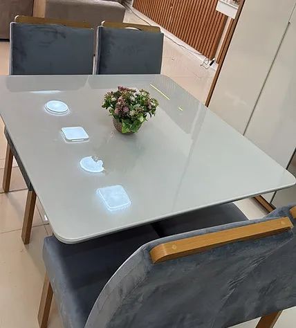 Conjunto de Mesa Com Vidro Dakota 4 cadeiras 100x100 - Foto 2