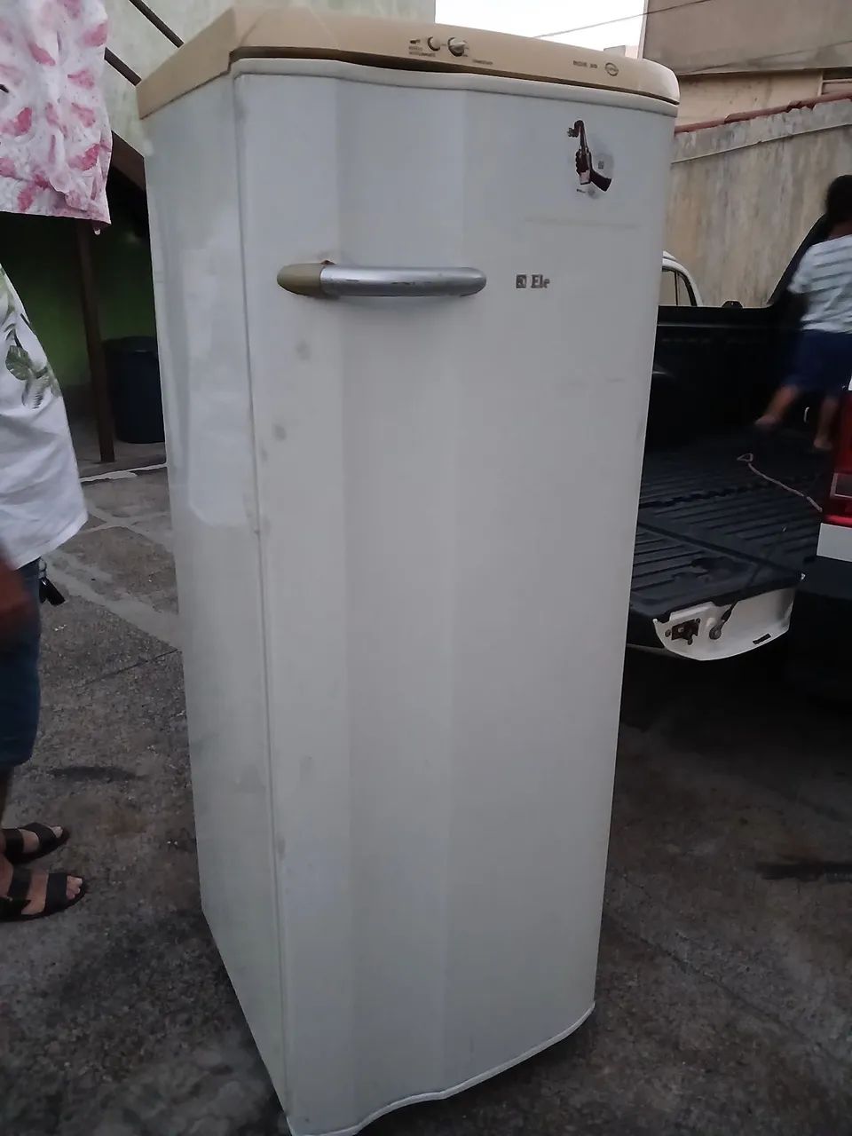 Vendo geladeira  - Foto 4