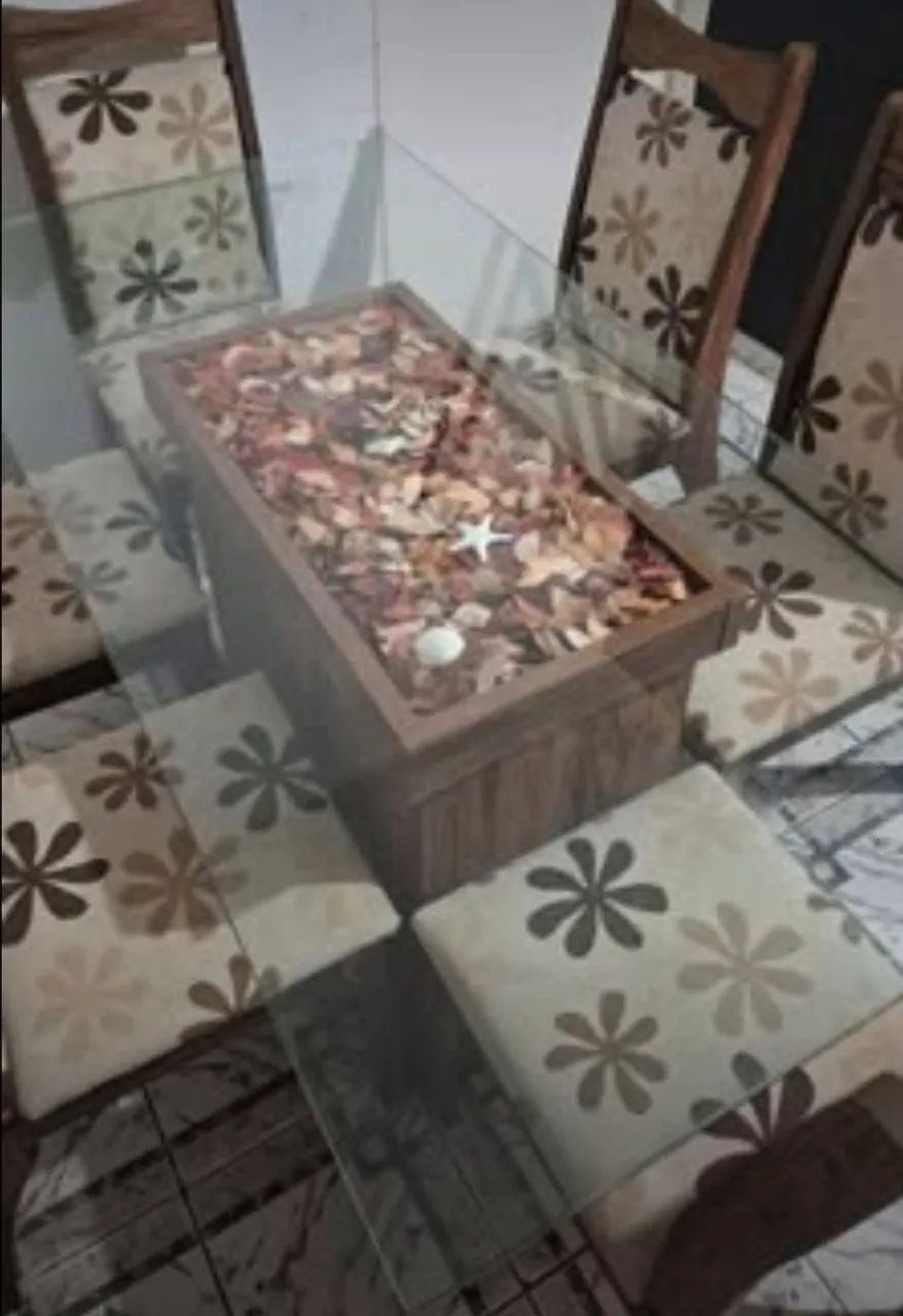Mesa de Jantar com Tampo de Vidro com 6 Cadeiras - Foto 4