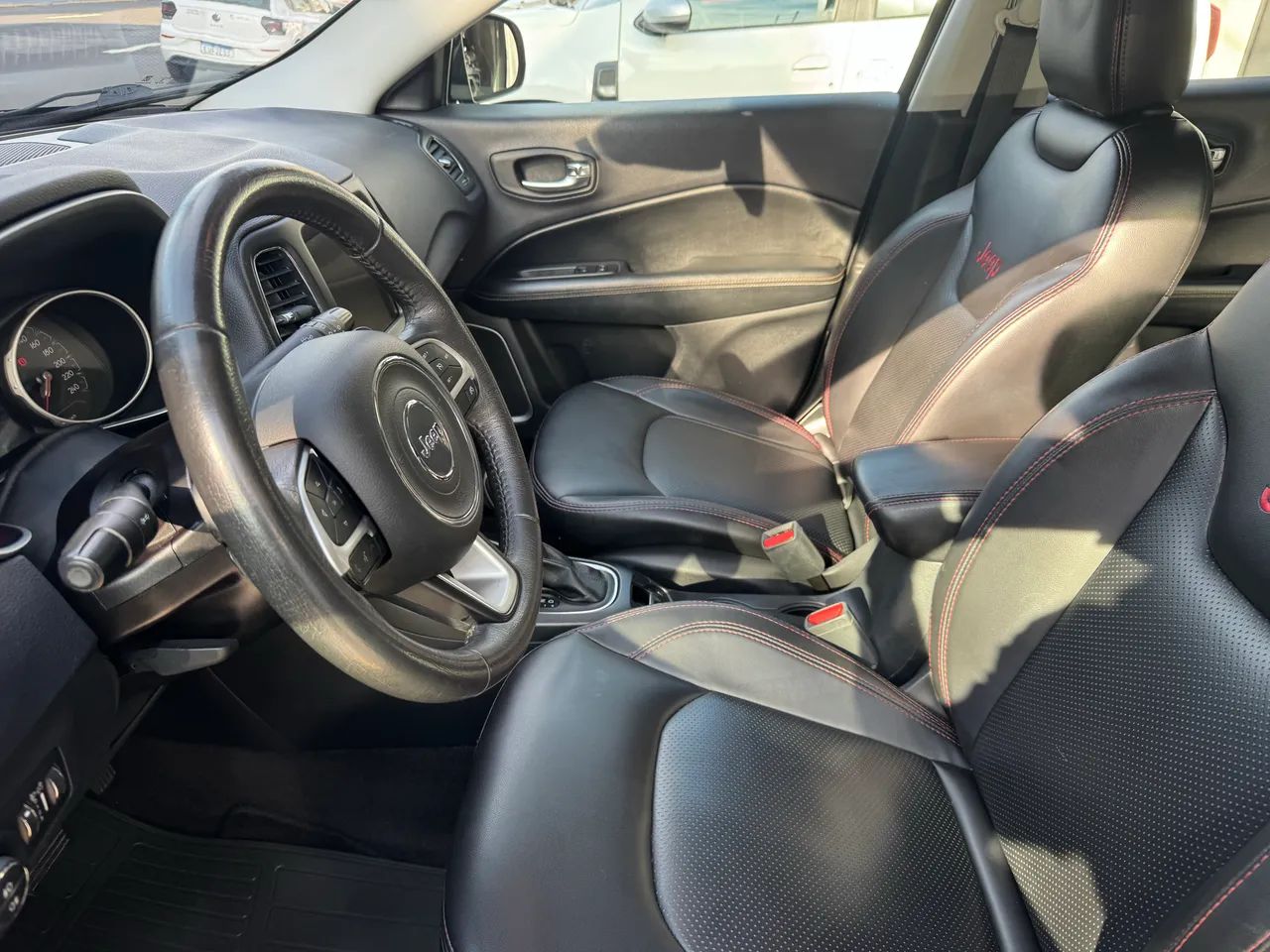 Jeep Compass Longitude 2.0 4X2 Flex 16V Aut. 2017 - Foto 4