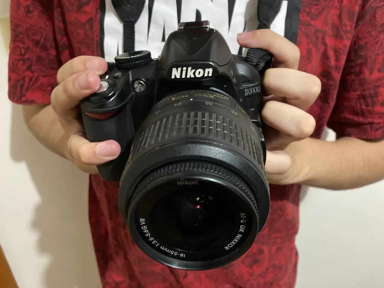 Vendo câmera semi-profissional 