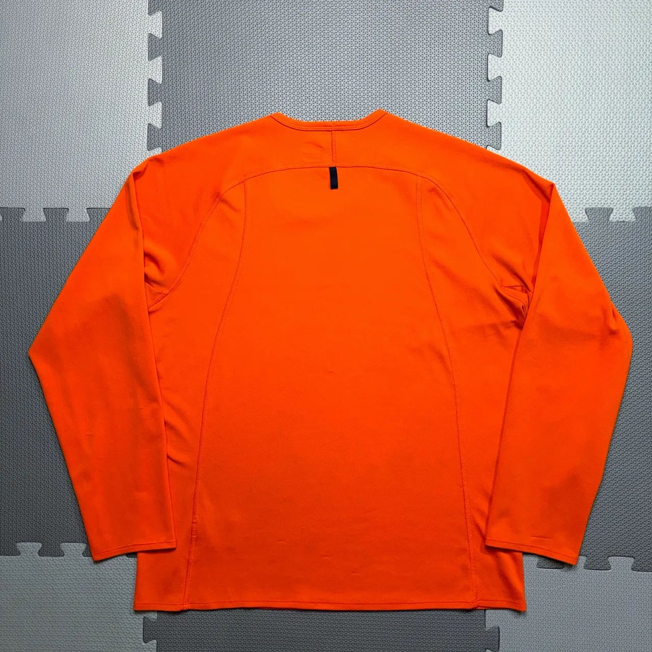 MANGA LONGA N!K3 MILER LS UV DR!F!T ORANGE - Foto 5