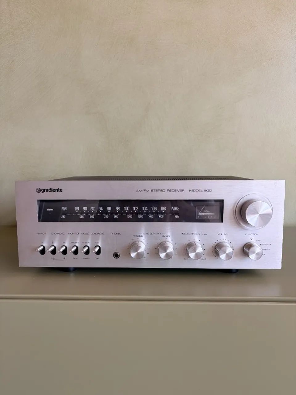 Receiver Gradiente Model 900 (S-95)