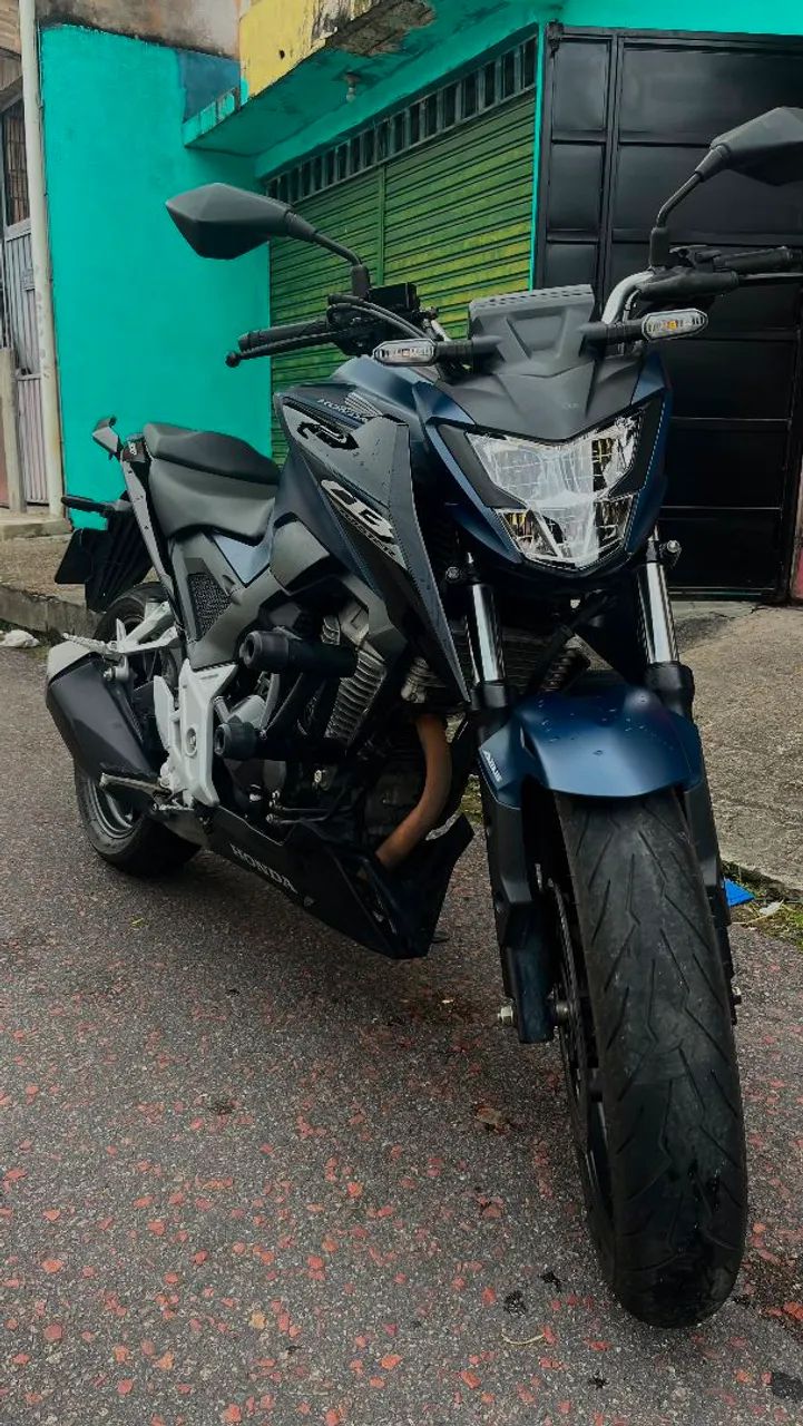 CB 300F 2025 - ABS - Foto 3