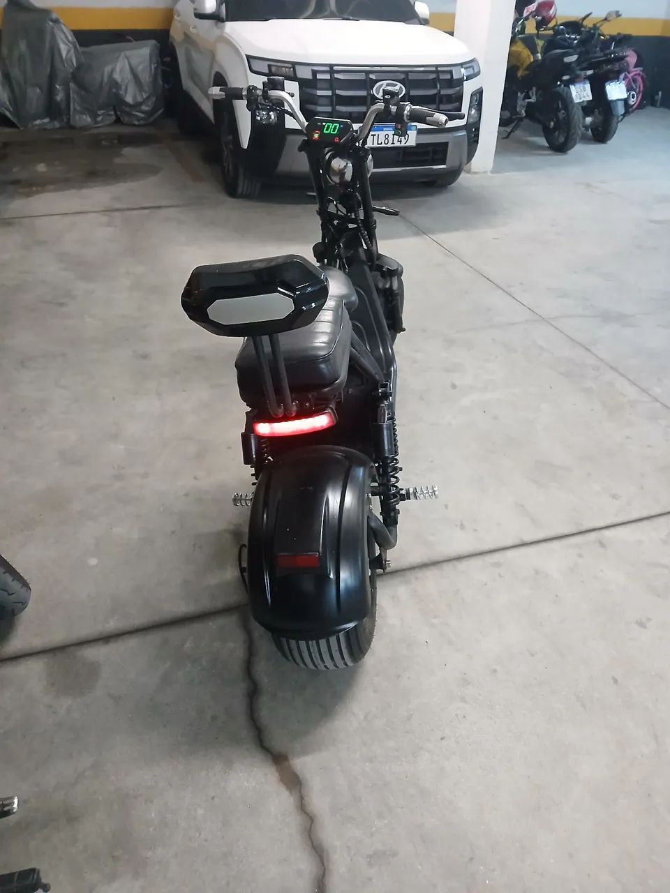Moto elétrica scooter harley davidson
