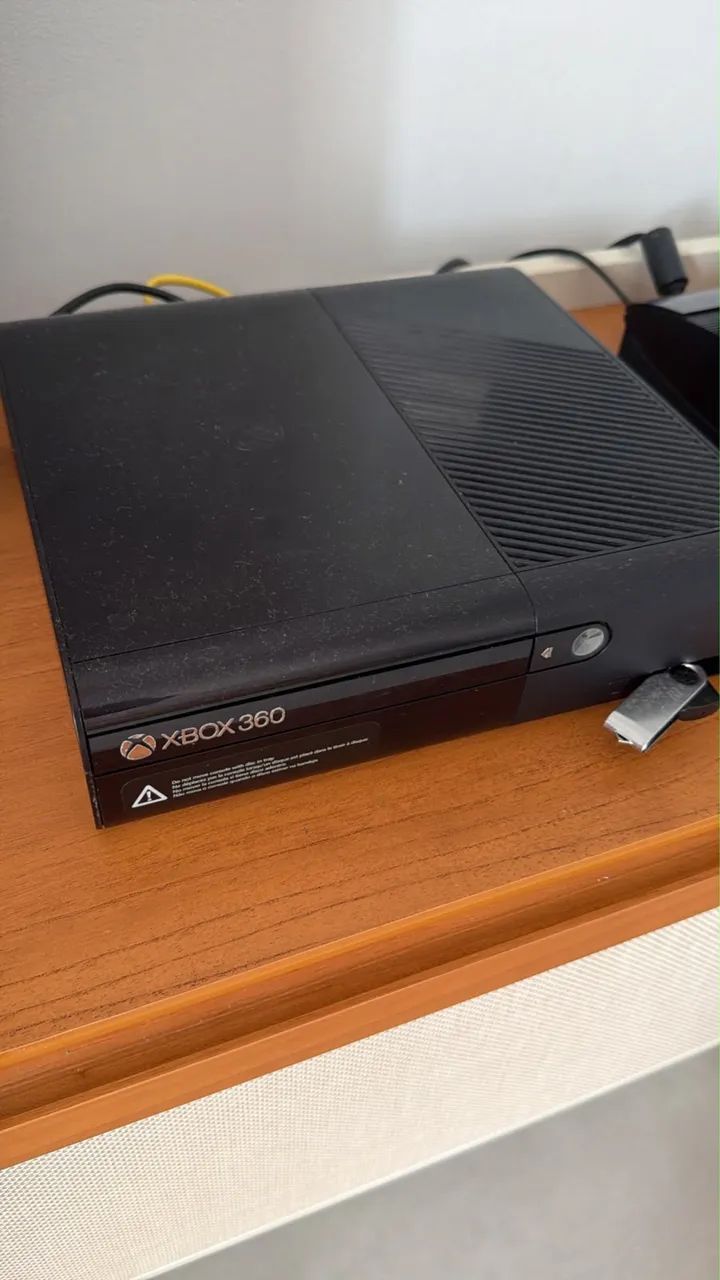 Xbox 360 - Foto 3