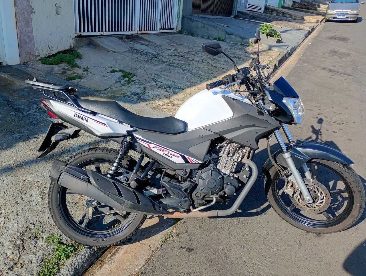 Moto resistente e econômica 