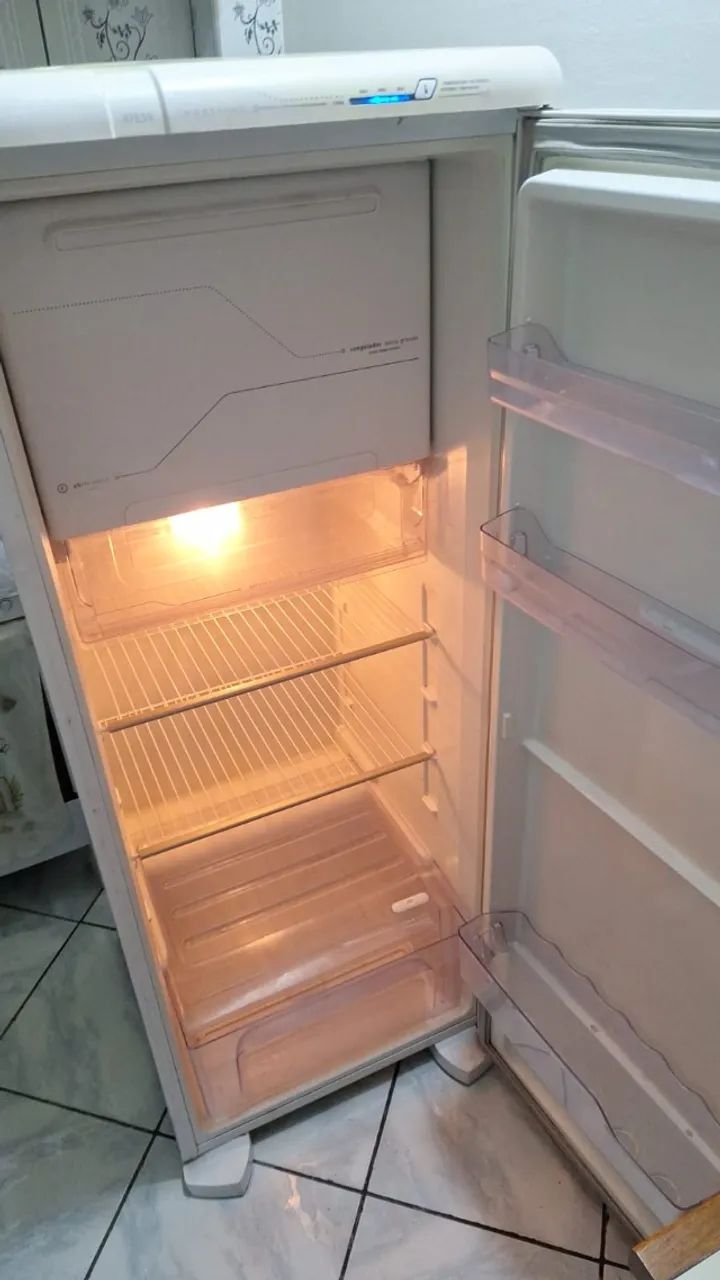 Geladeira bom estado barata