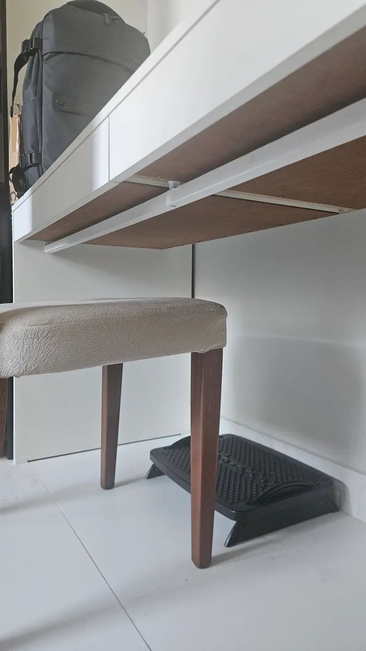 Mesa de estudo (somente a mesa) - Foto 4