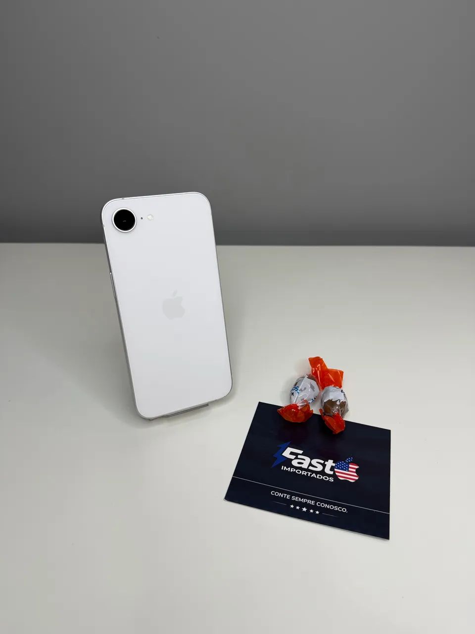 iPhone 16e 128Gb Branco - OPORTUNIDADE