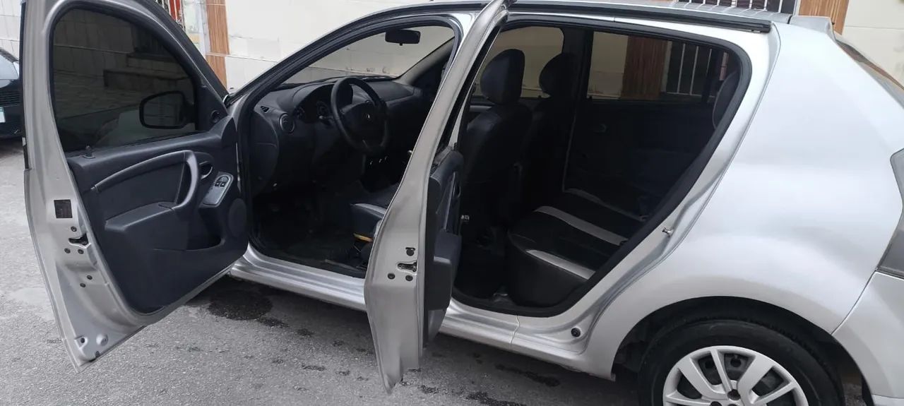 Renault Sandero Expression Hi-flex 1.6 8V 5P 2014 - Foto 4