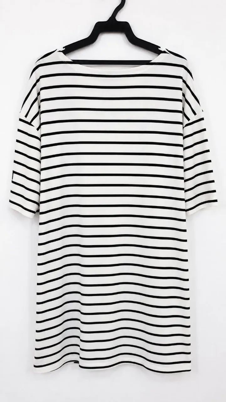 Camisa Listrada Branco e Preto - Foto 2