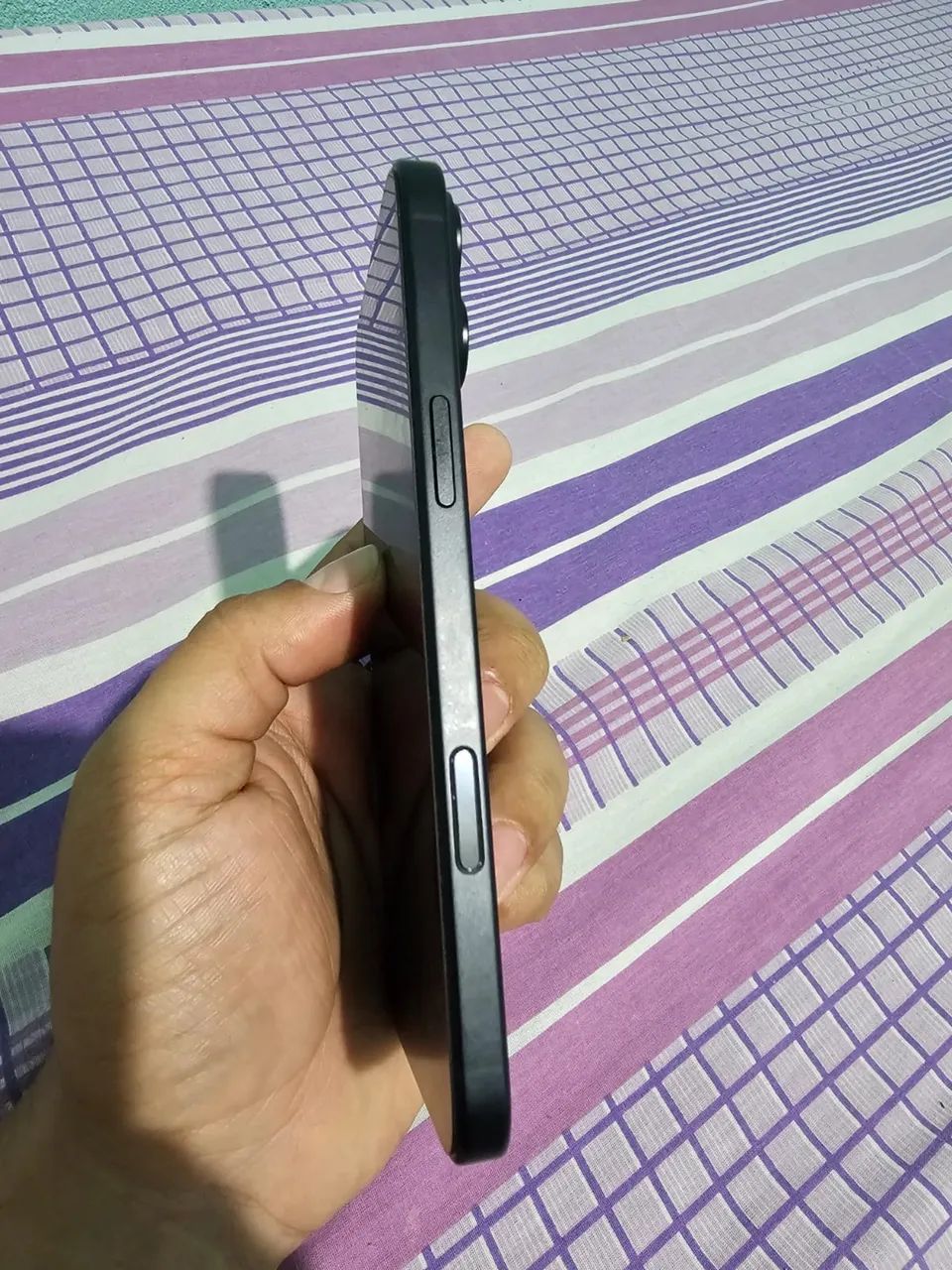 iPhone 16 Plus - Foto 3