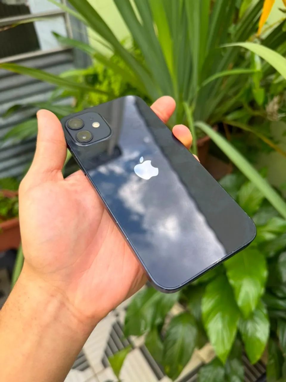 iPhone 12