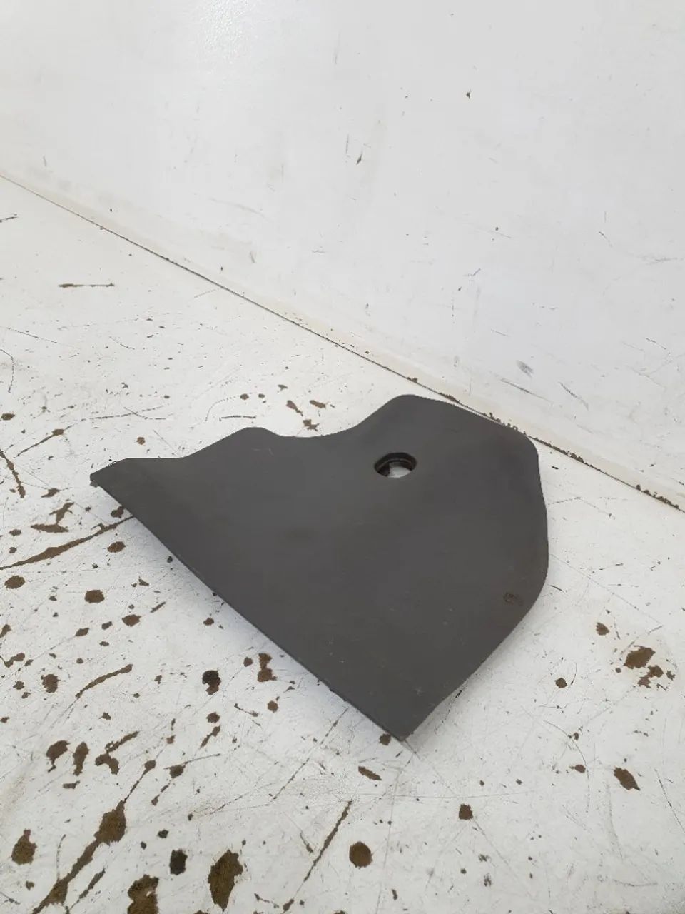 Acabamento Console Inferior Direito Hyundai Tucson 2014 - Foto 3