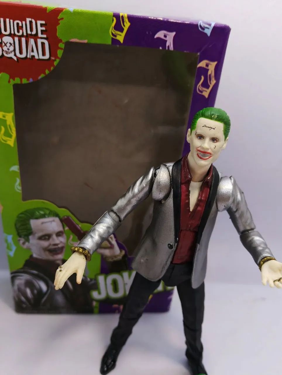 Boneco Articulado Vilão Dos Quadrinhos E Cinema - Coleção Premium (Novo) 15 cm - Foto 3