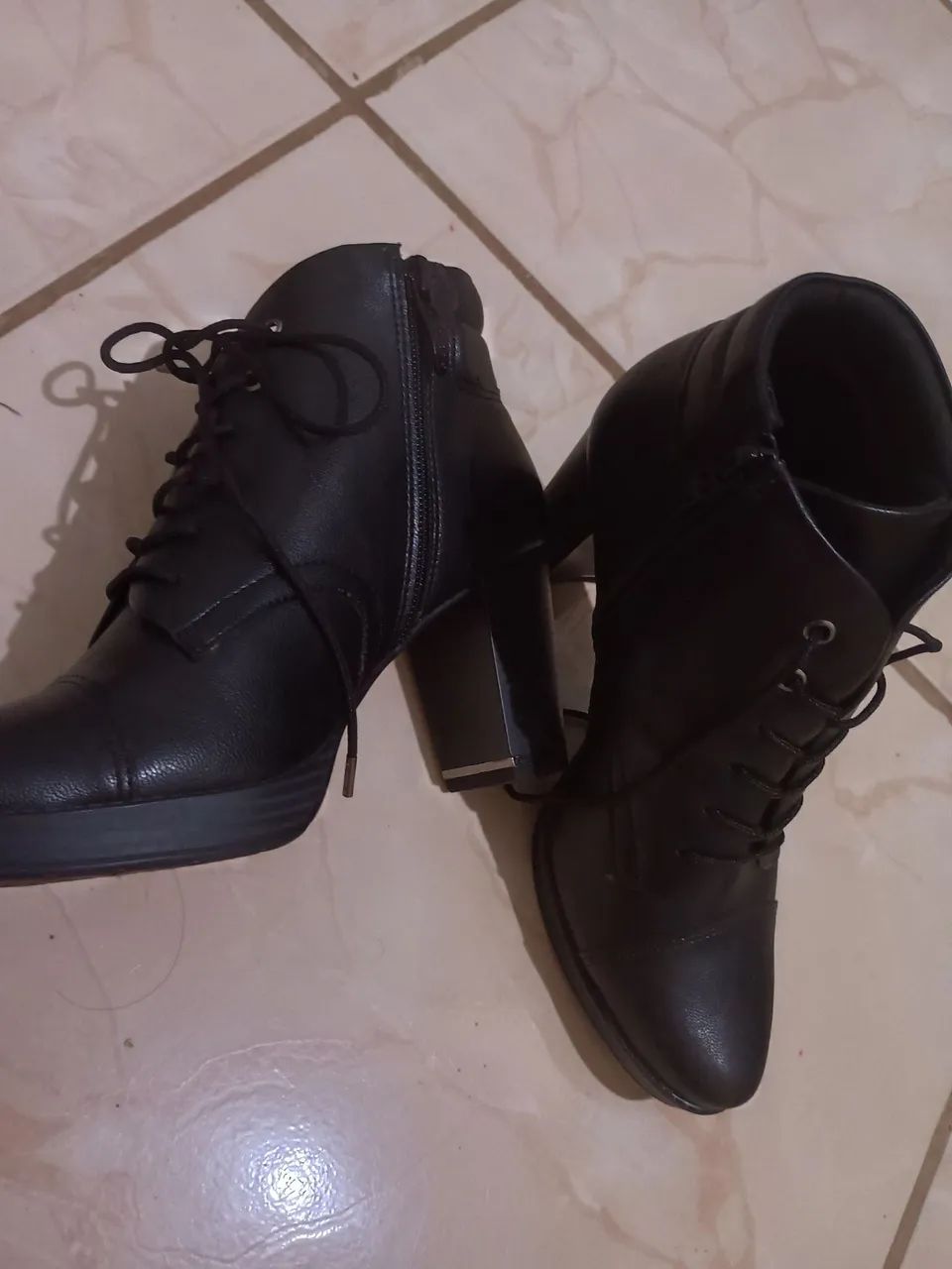 Bota couro - Foto 2
