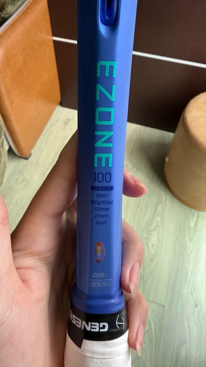 Raquete Yonex Ezone 100 nova  - Foto 2