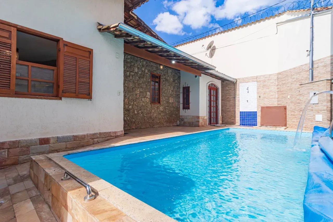 Casa com 3 quartos sendo 1 suíte 4 banheiros 2 vagas - Foto 3