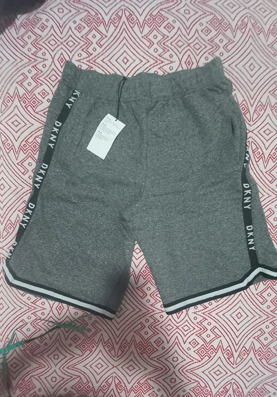 Bermuda importada DKNY nova juvenil 