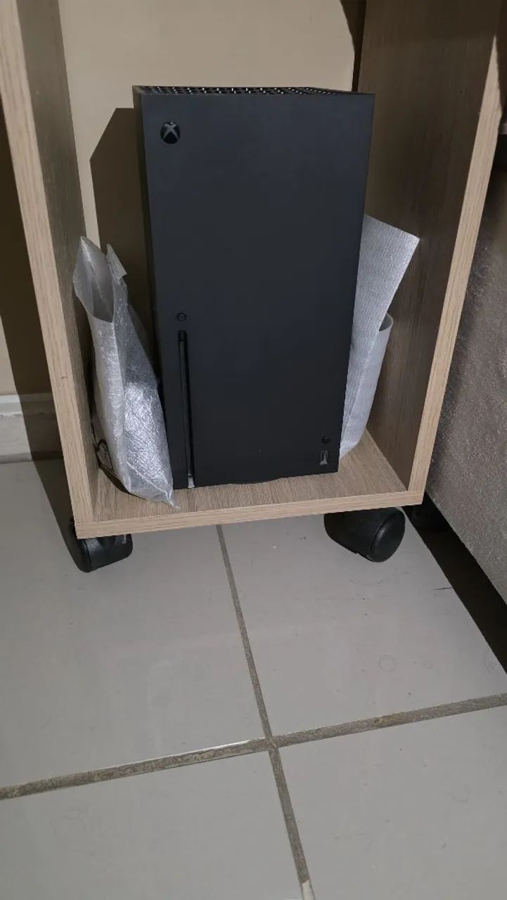 XBOX SERIES X 1 TB + 10 JOGOS - Foto 2