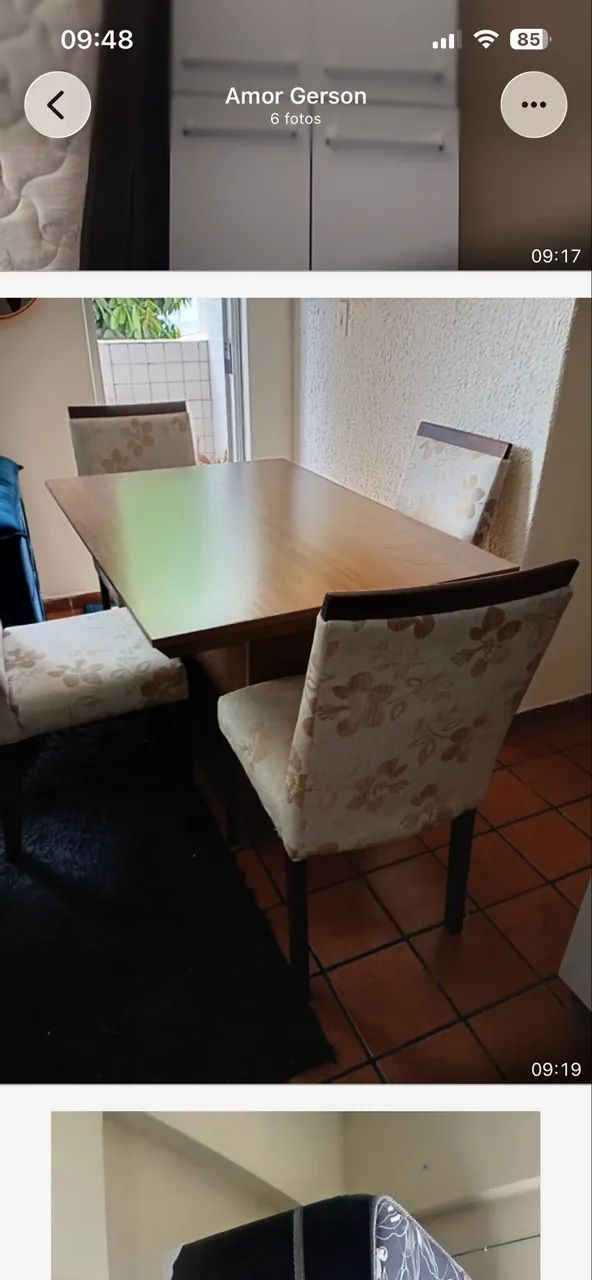 Vendo mesa com 4 cadeira de madeira 
