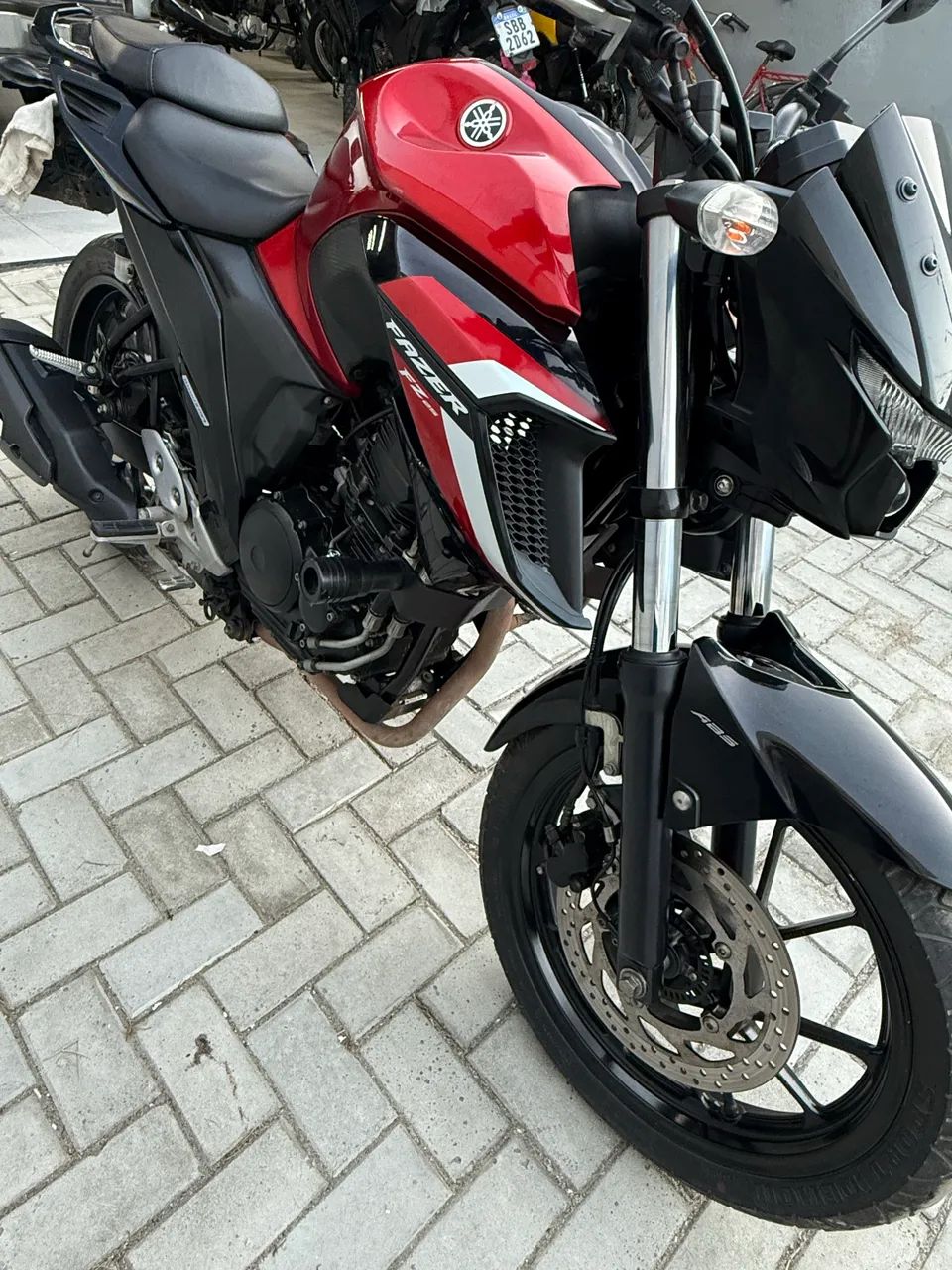 FAZER 250c  - Foto 3