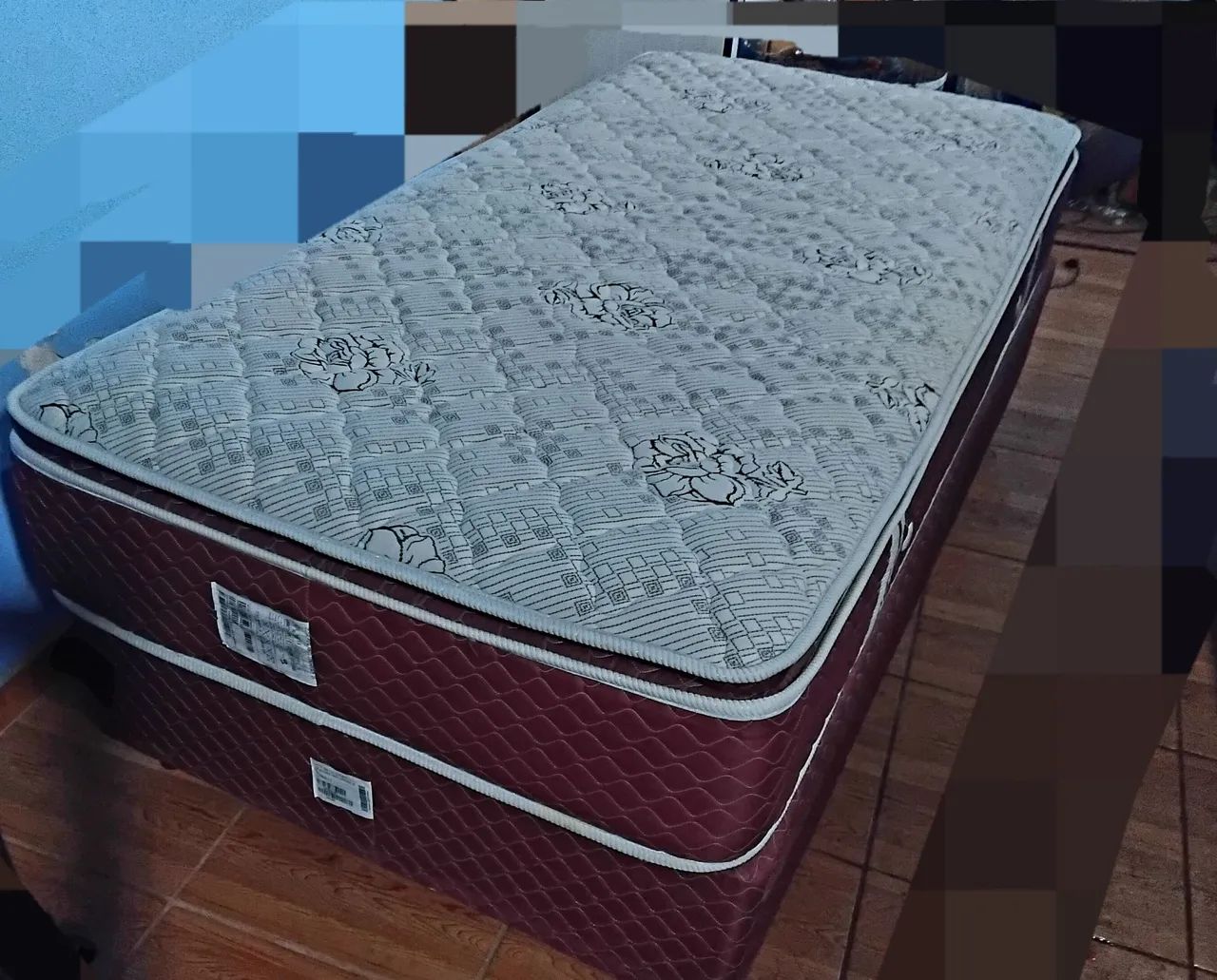 Cama box solteirão com colchão em mola em sacada  - Foto 4