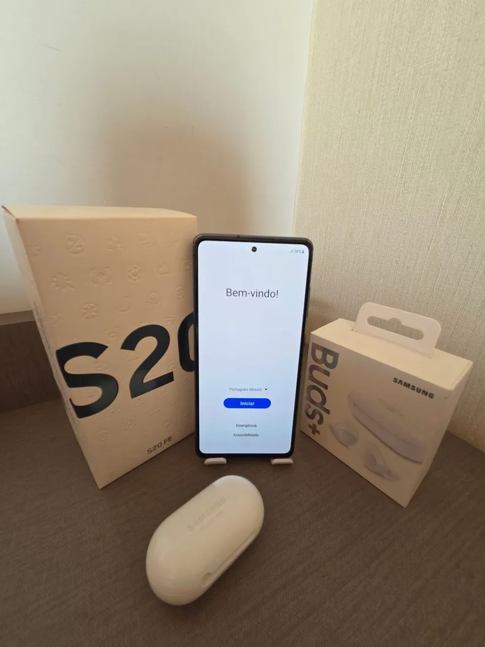 [ACEITO PROPOSTA] Combo Galaxy S20 FE 4G + Galaxy Buds+ usados com caixa original - Foto 2