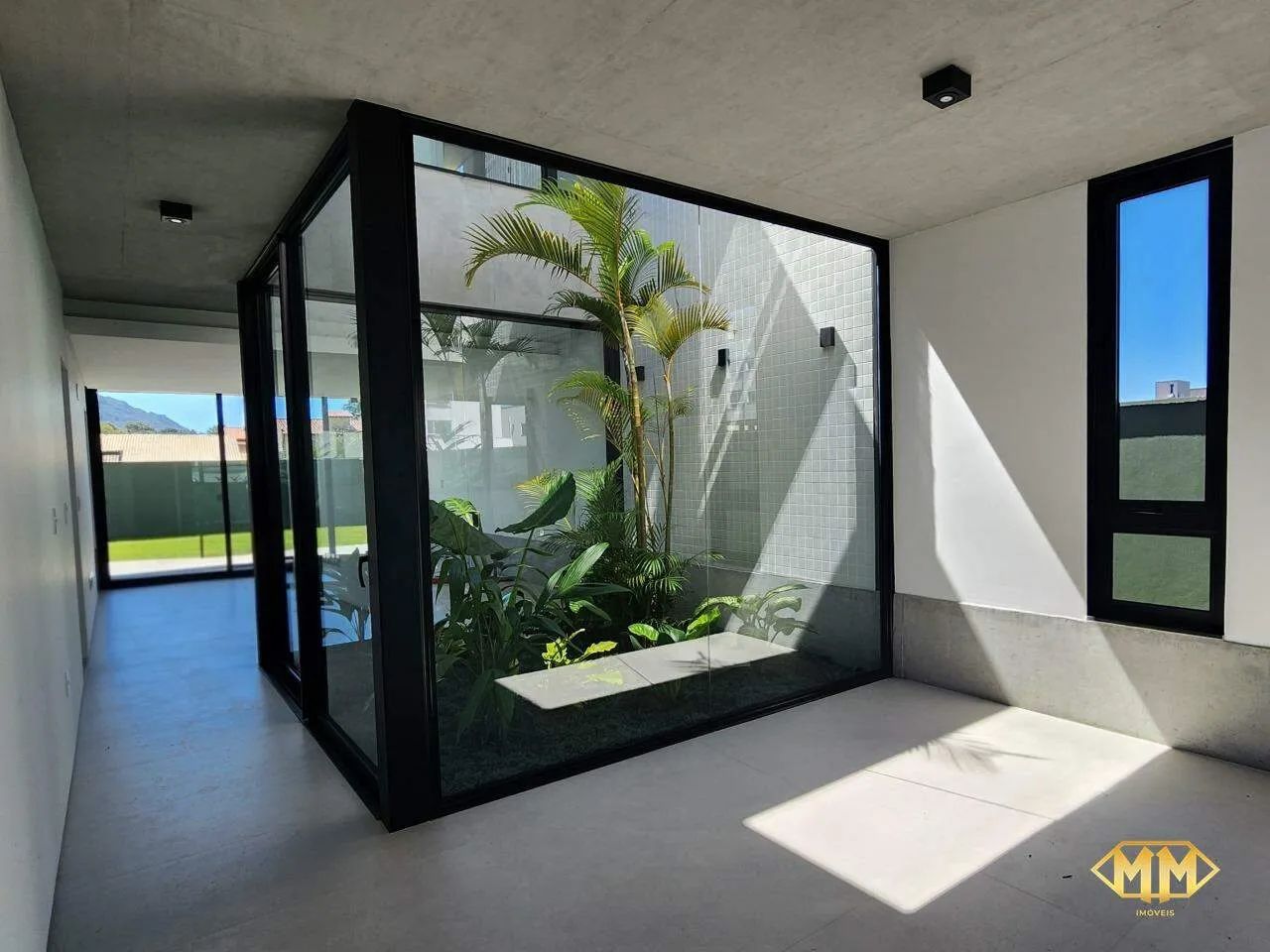 Casa Nova com 3 Dormitórios, Jardim e Área Gourmet - Foto 2