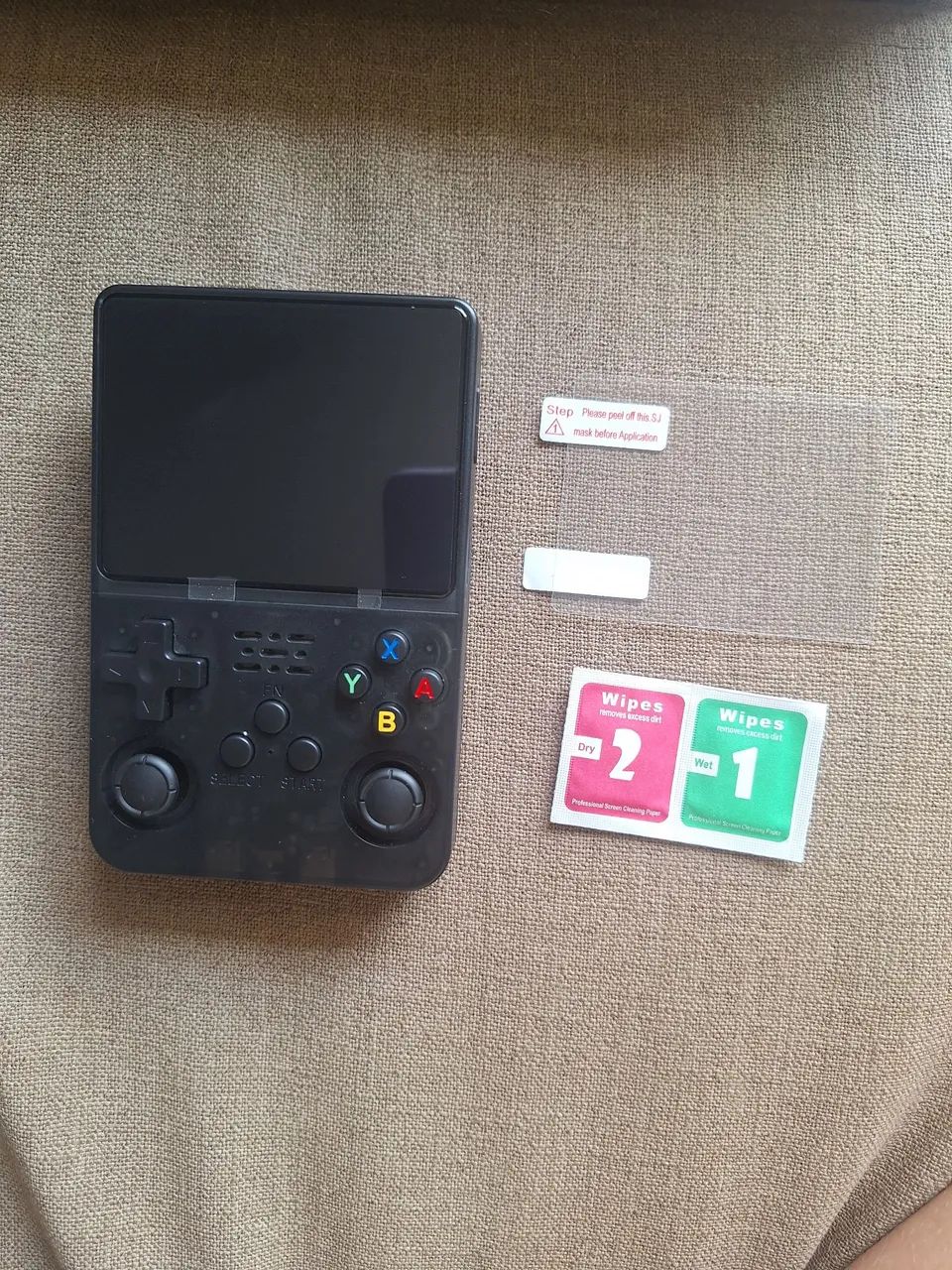 Console R36S com cartão SanDisk 64Gb - Foto 3