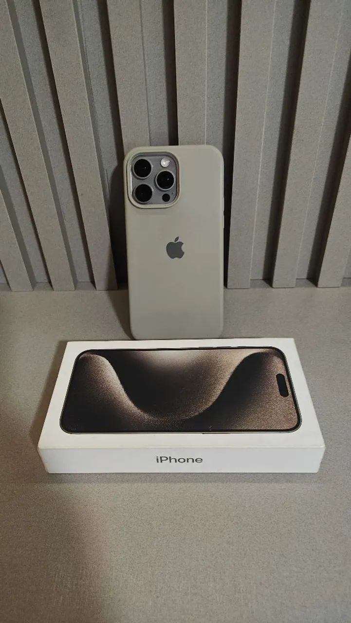 iPhone 15 Pro Max 256 Cinza - Celulares e Smartphones - Rodolfo
