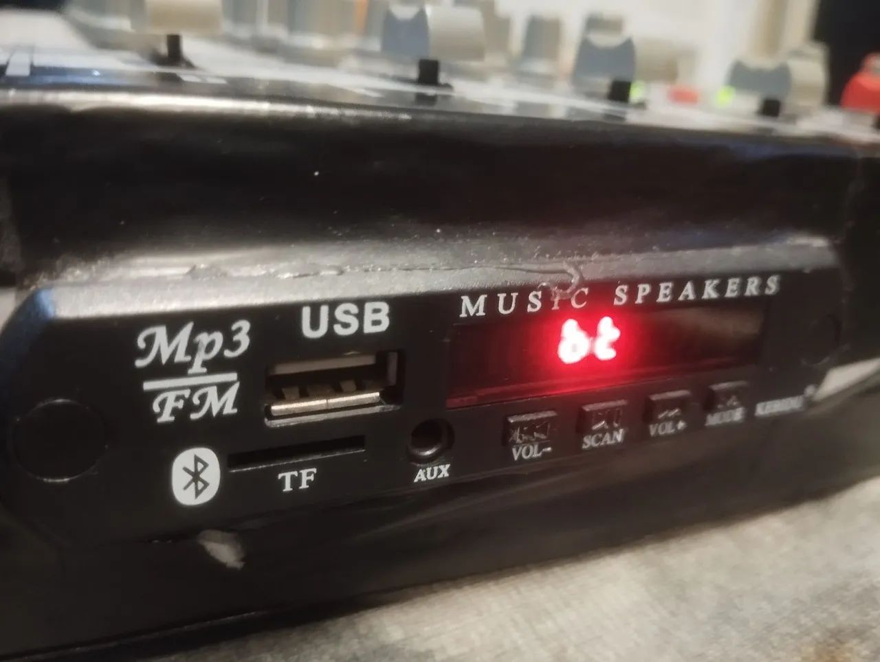 Mixer de som 8 canais e com bluetooth rádio FM e pendrive  - Foto 3