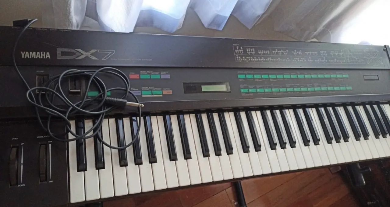 Teclado Yamara DX7