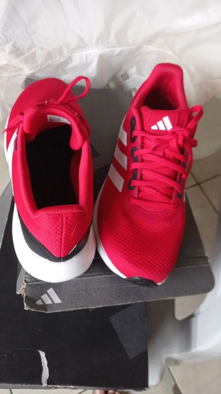 Tênis Adidas original 41/42, - Foto 3