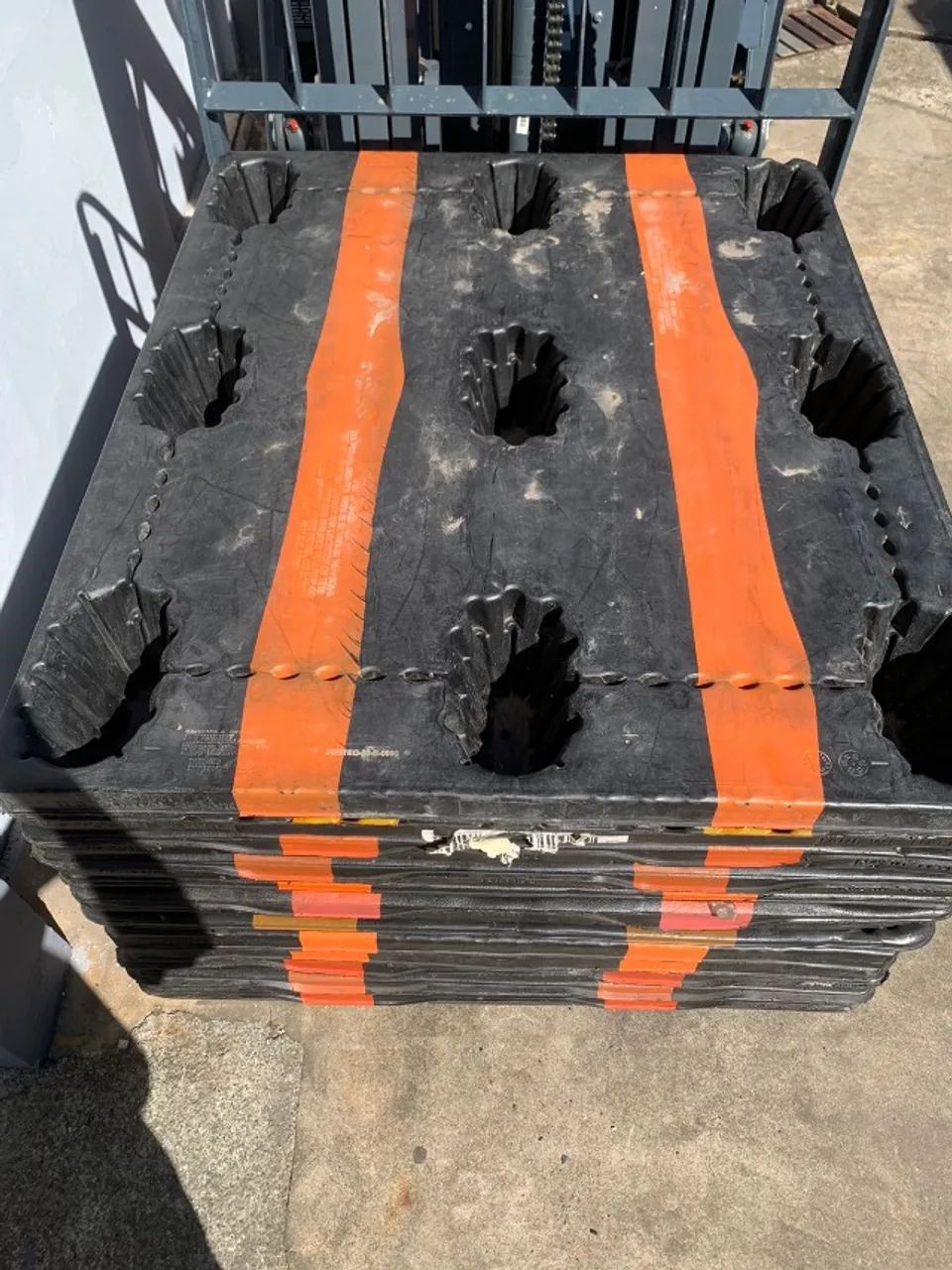 Palete de Plástico Encaixável - Foto 3