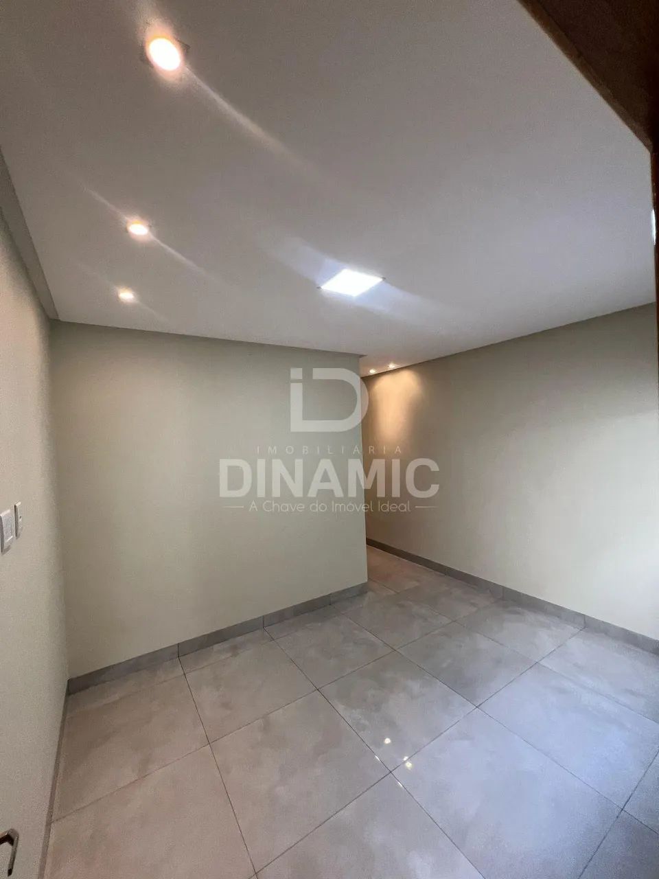Casa com suíte e churrasqueira no Residencial Itaipu GO - Foto 2