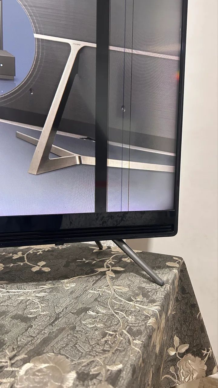 Tv Samsung 49 polegadas seminova com detalhes. - Foto 4