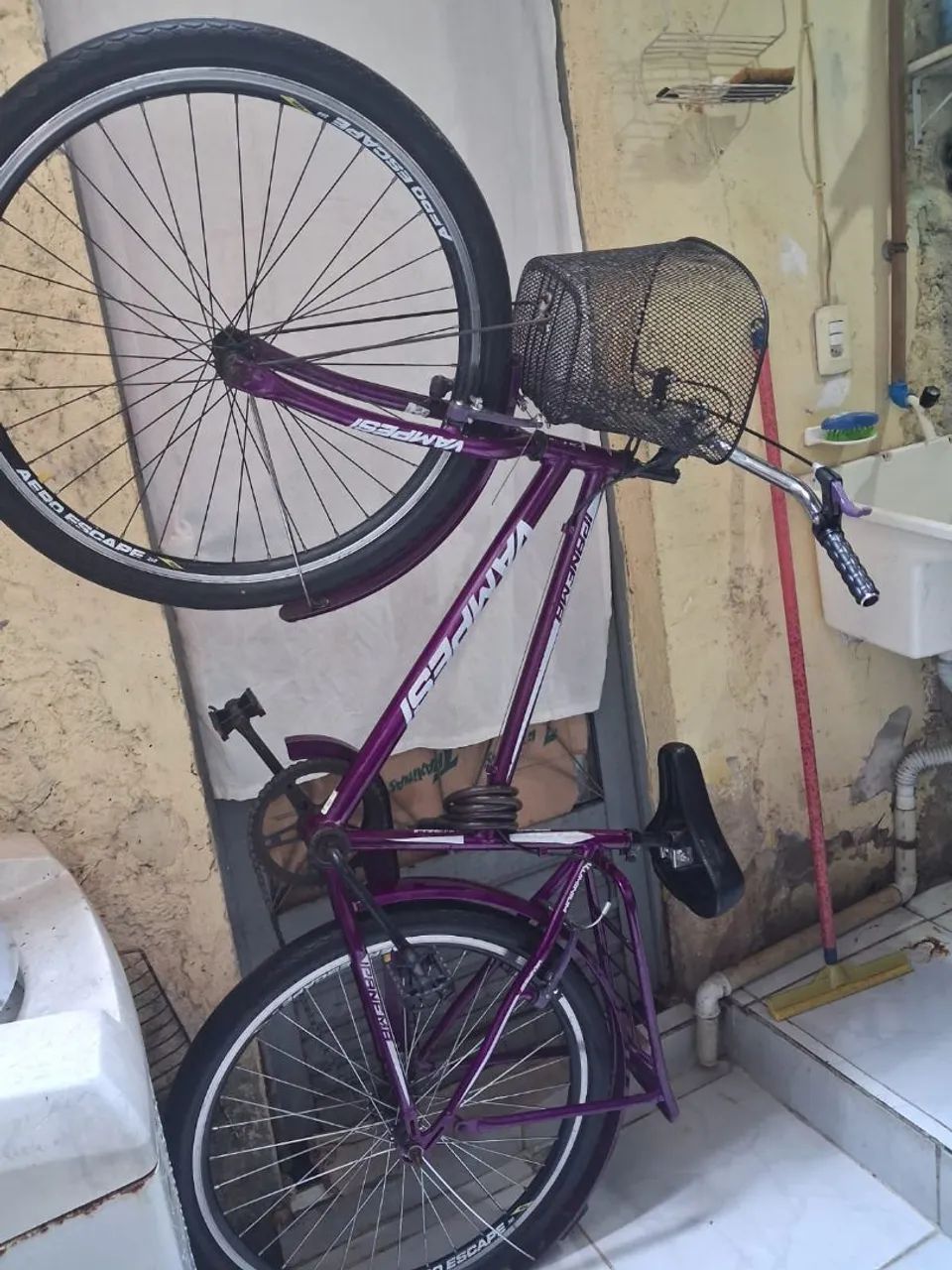 Bicicleta semi nova  - Foto 2