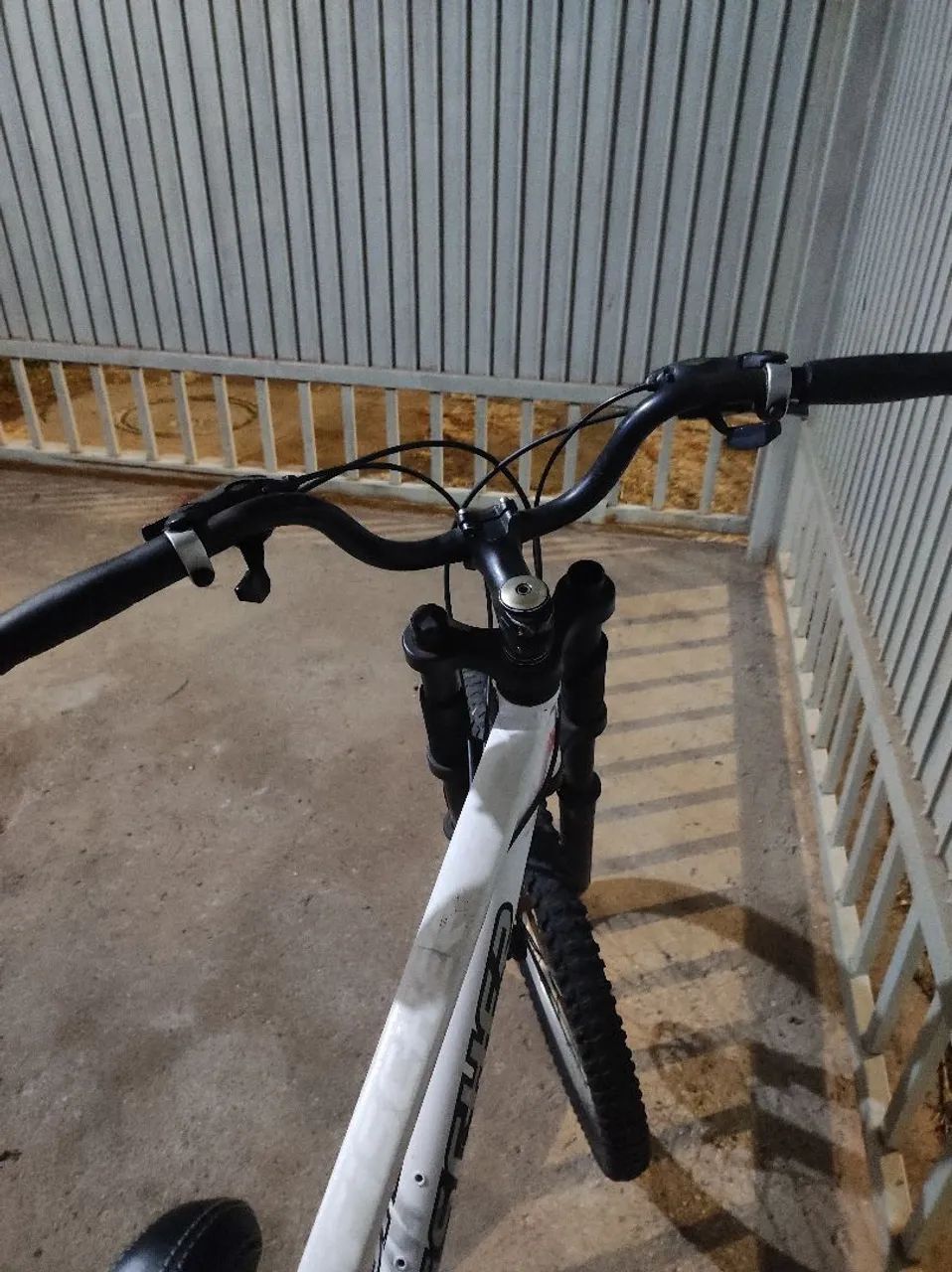 Bicicleta aro 26 - Foto 2