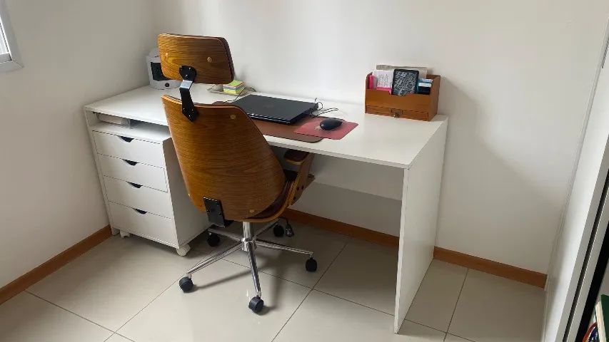Escrivaninha com gaveteiro - Foto 2